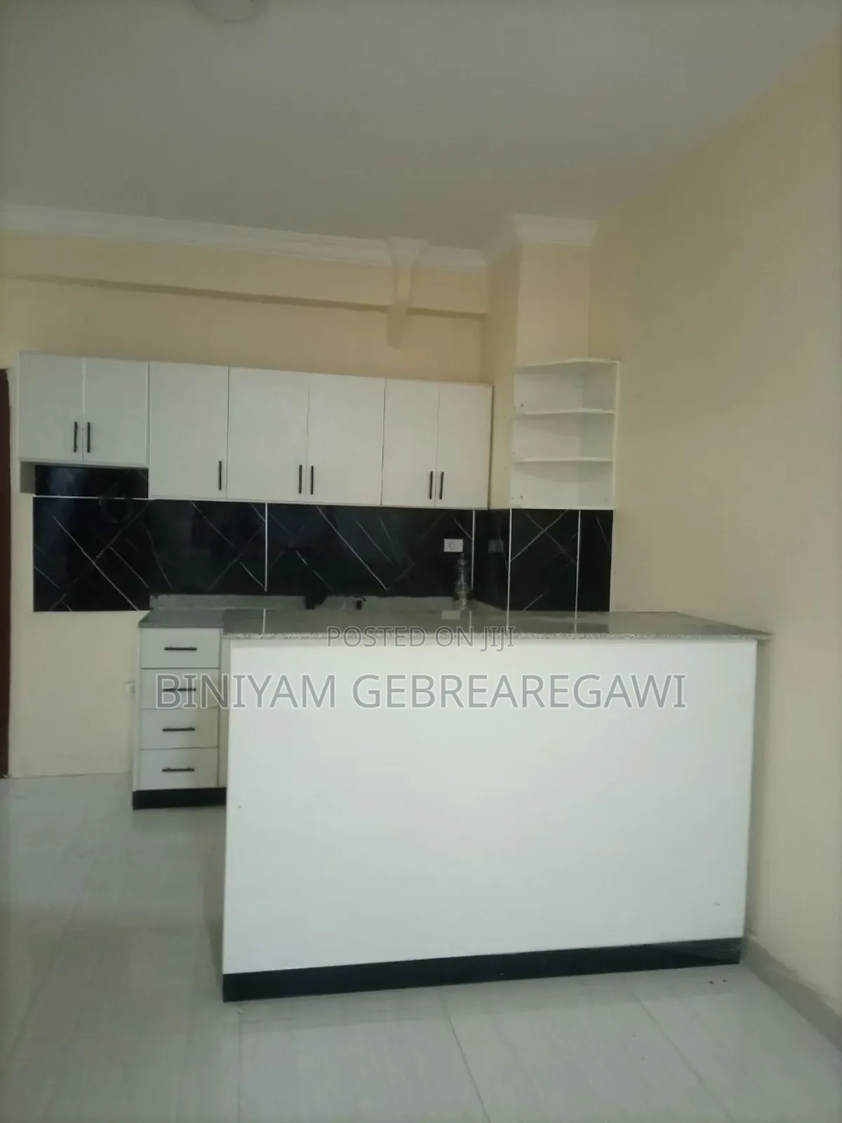 Furnished 1bdrm Apartment in Apartment, Yeka for rent