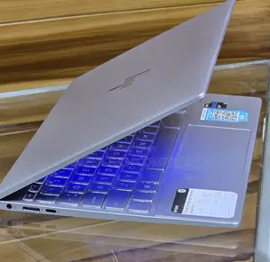 New Laptop HP Envy 14 8GB Intel Core I5 SSD 256GB