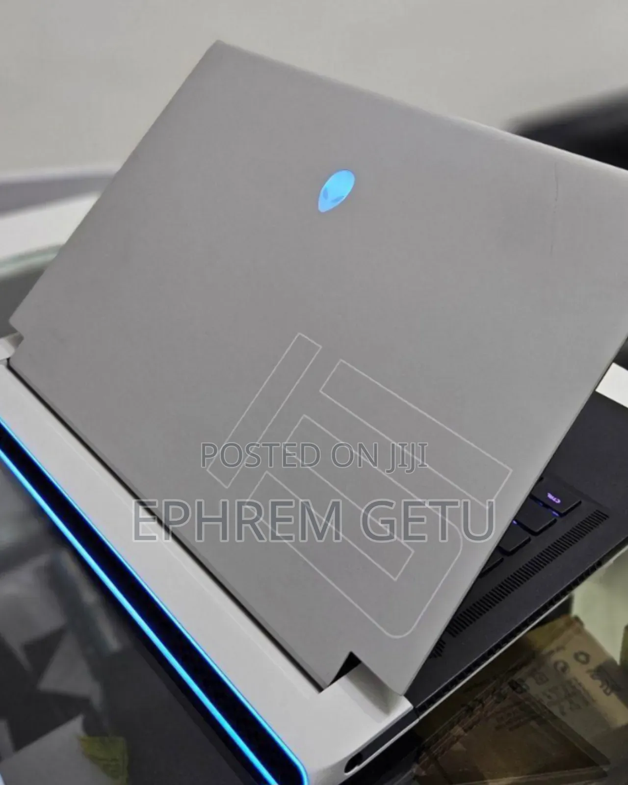 New Laptop Alienware M17x R2 32GB Intel Core I7 SSD 1T