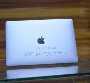 New Laptop Apple MacBook Pro 2022 M2 8GB Intel Core M2 SSD 256GB