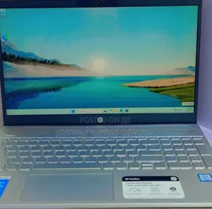 New Laptop HP Pavilion 15 8GB Intel Core I7 SSD 256GB