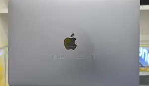 New Laptop Apple MacBook Pro 2020 M1 8GB Apple M1 SSD 256GB