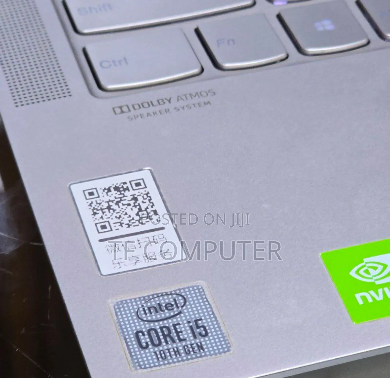 New Laptop Lenovo Yoga 710 8GB Intel Core I5 SSD 512GB