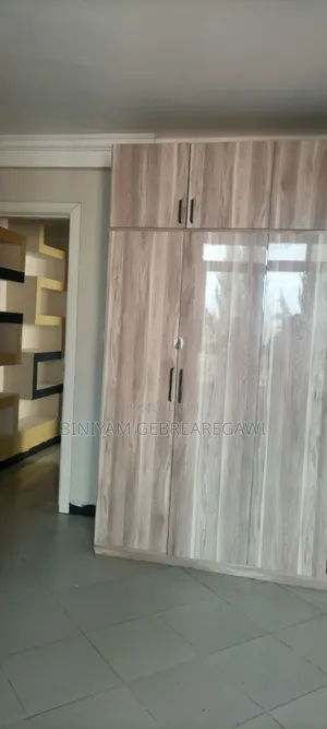 3bdrm Apartment in Apartment, Yeka for rent