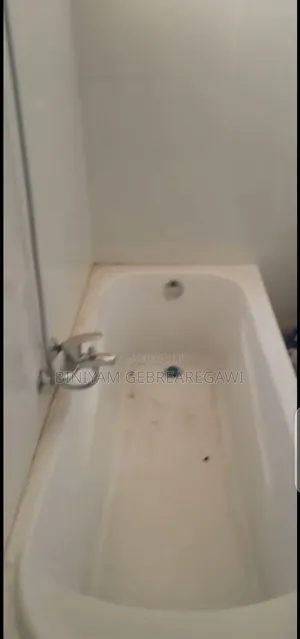 Furnished 1bdrm Apartment in Apartment, Yeka for rent