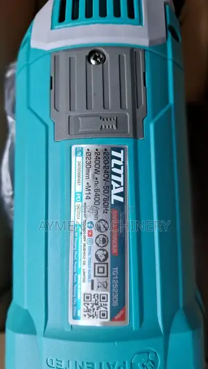 Total Grinder 2400w 230mm