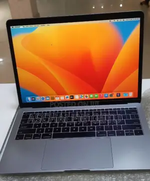 New Laptop Apple MacBook Pro 2017 16GB Intel Core I5 SSD 512GB
