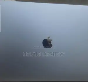 New Laptop Apple MacBook Pro 2017 16GB Intel Core I7 SSD 512GB