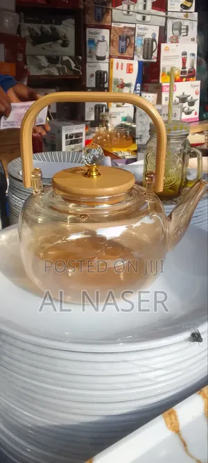 ዘመናዊ እንጨት እጀታ የመስታወት ማንቆርቆርያ
