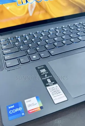 New Laptop Lenovo Flex 5 8GB Intel Core I5 SSD 512GB
