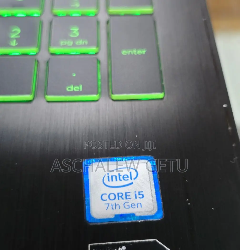 New Laptop HP Pavilion 15 8GB Intel Core I5 HDD 1T