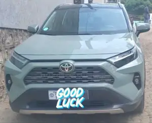 Toyota RAV4 2024 Green
