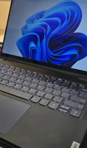 New Laptop Lenovo Yoga 3 16GB AMD Ryzen 7 SSD 512GB