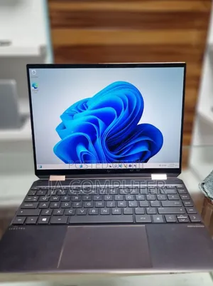 New Laptop HP Spectre 16GB Intel Core I7 SSD 512GB