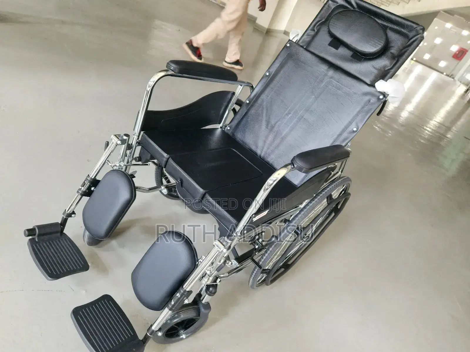 Wheelchair去玩wheelchair走到wheelchair太陽wheelchair承當wheelchair