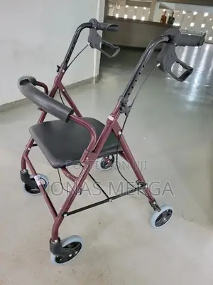 Light Comfort Folding Steel Rollator Walker壯٠walker€凸walk