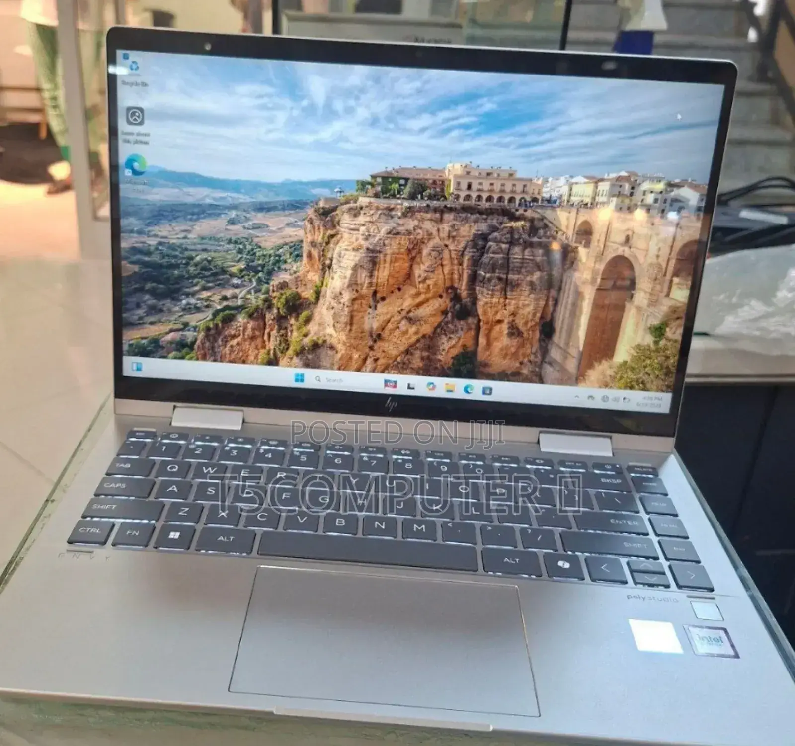 New Laptop HP Envy X360 8GB Intel Core Ultra 5 SSD 512GB