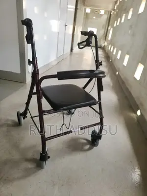 Medical Walker黨員older People Walker With Seat