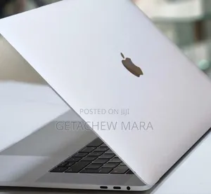 New Laptop Apple MacBook Pro 2017 16GB Intel Core I7 SSD 512GB