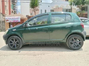 Toyota Yaris 2001 Green