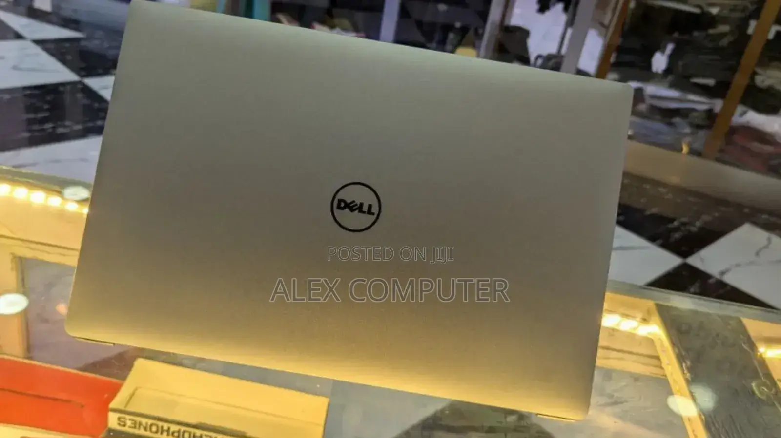 New Laptop Dell XPS 15 8GB Intel Core I5 SSD 256GB