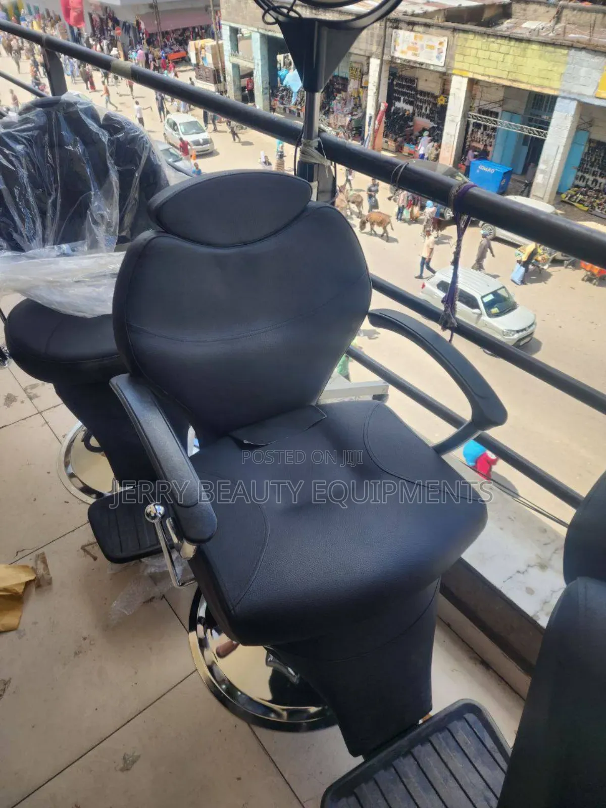 Chrome Hair Salon Chair የውጪ የፀጉር ቤት ወንበር