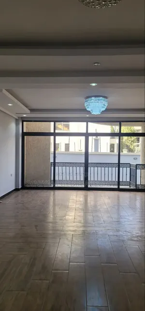 3bdrm Apartment in Apartment, Yeka for rent