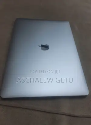 New Laptop Apple MacBook Pro 2017 16GB Intel Core I7 SSD 512GB