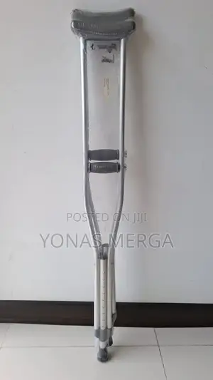 Crutches Are Mobility Aids屇نwalk and Move Around\\Crutches