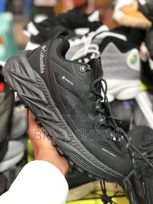 Columbia Waterproof Breathable Black Shoes Light Weight