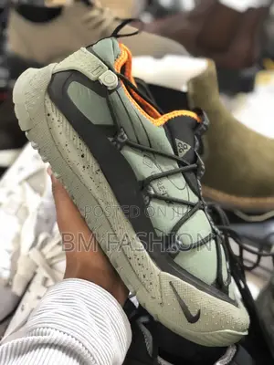 Nike Gortex Hiking Sneakers Green