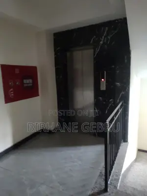 3bdrm Apartment in Luxury Apartiment, Bole for rent