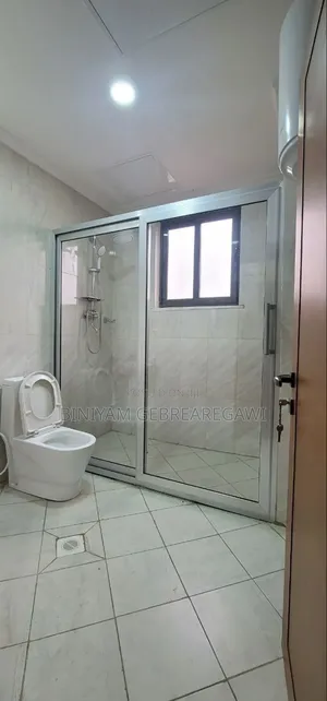 3bdrm Apartment in Apartment, Yeka for rent