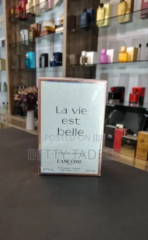 La Vie Est Belle Perfume
