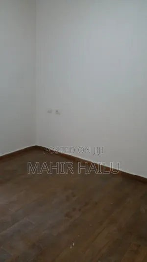 2bdrm Apartment in ኖህ ሪል እስቴት, Bole for sale