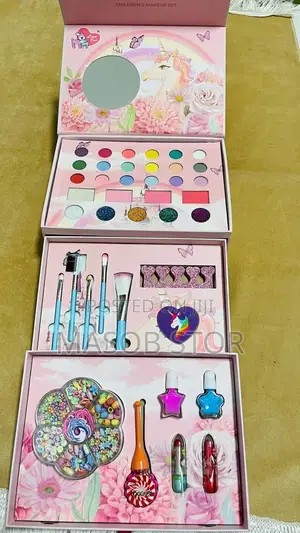 Make Up Kit for Girls / የልጆች ሜካፕ መስሪያ