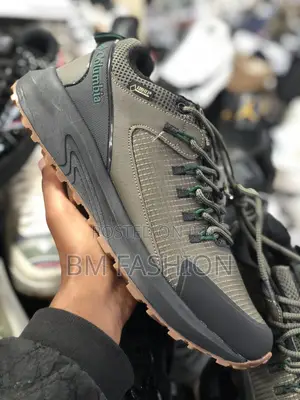 Columbia Quality Waterproof Fashion Sneaker
