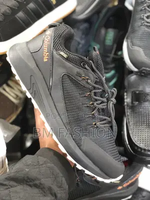 High Quality Waterproof Sneaker Columbia Breathable