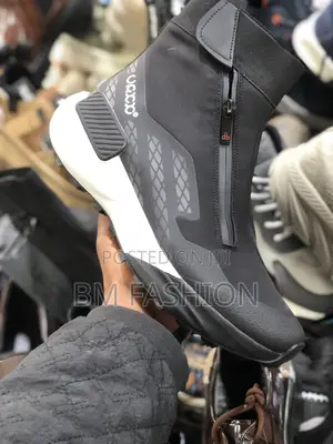 Ecco Waterproof Men’S Boots Black X White