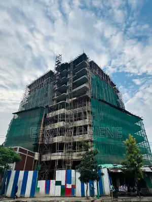 1bdrm Apartment in ቡልጋሪያ Icl, Bole for sale