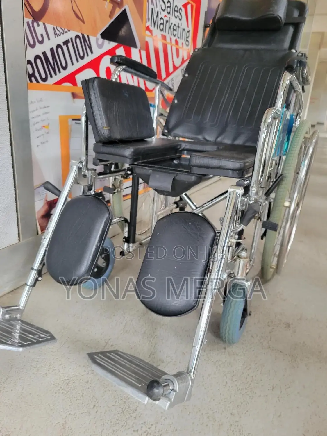 Toilet_wheelchair炙نwheelchair*٠wheelchair融٦wheelchair* Wheel