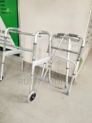 Foldable Walker起初medical Walker旨我medical Walker藥品walker New