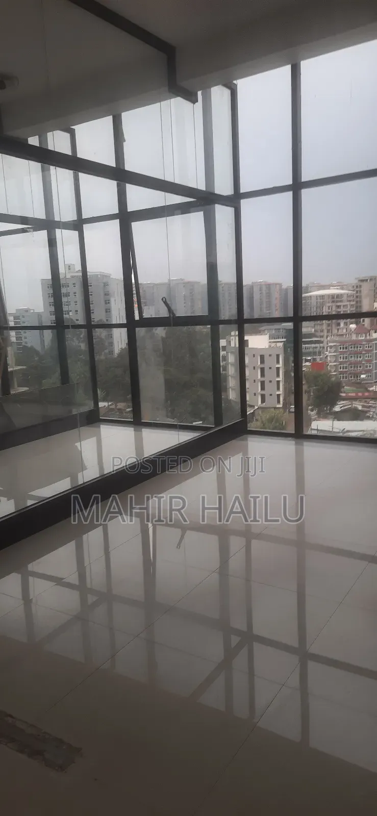 4ተኛ ላይ ነው ለቢሮ አገልግሎት