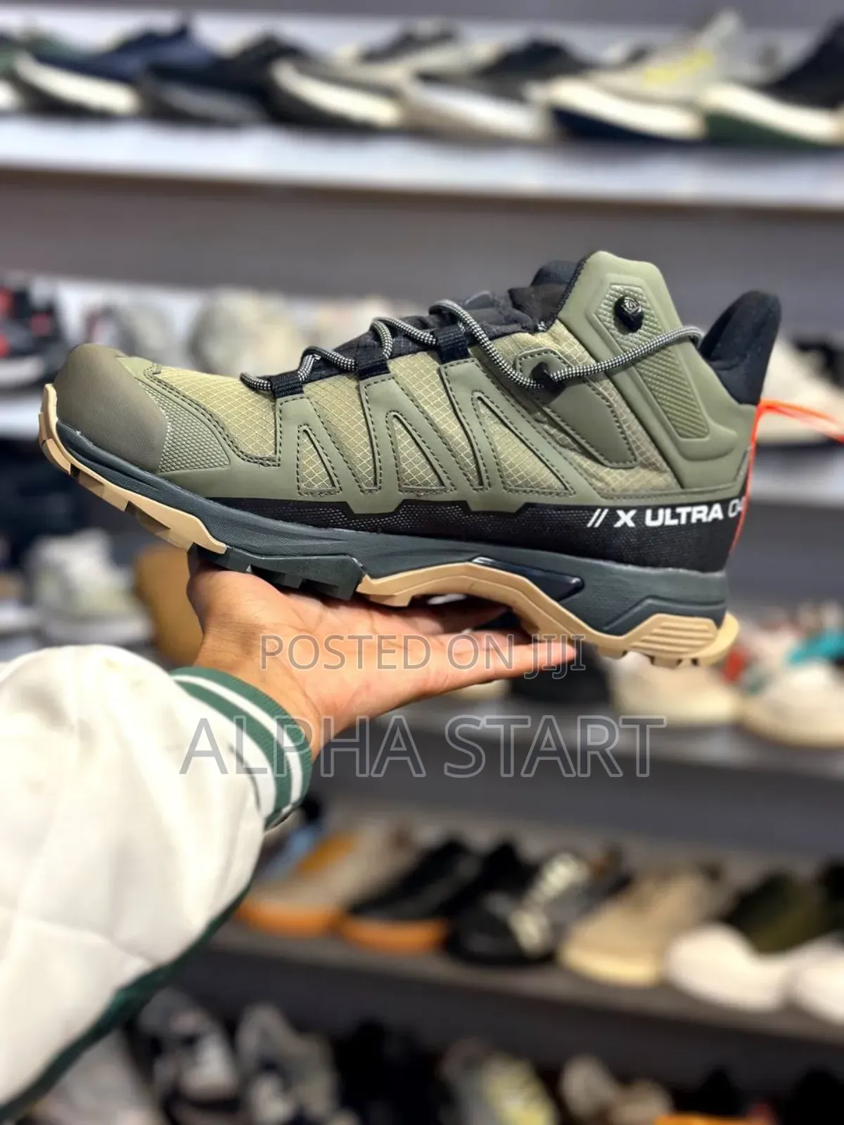 Salomon X Ultra 4 GTX Wide Hiking Shoe Made in Vietnam