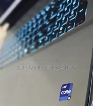 New Laptop Alienware M17x R2 32GB Intel Core I9 SSD 1T