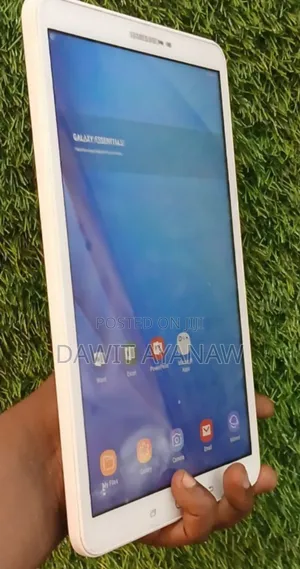 New Samsung Galaxy Tab A 10.1 (2019) 32 GB Silver