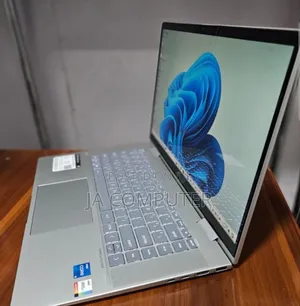 New Laptop HP Envy X360 8GB Intel Core I5 SSD 512GB