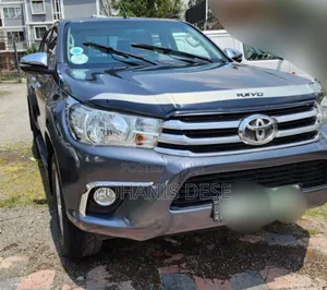 Toyota Hilux 2018 Blue
