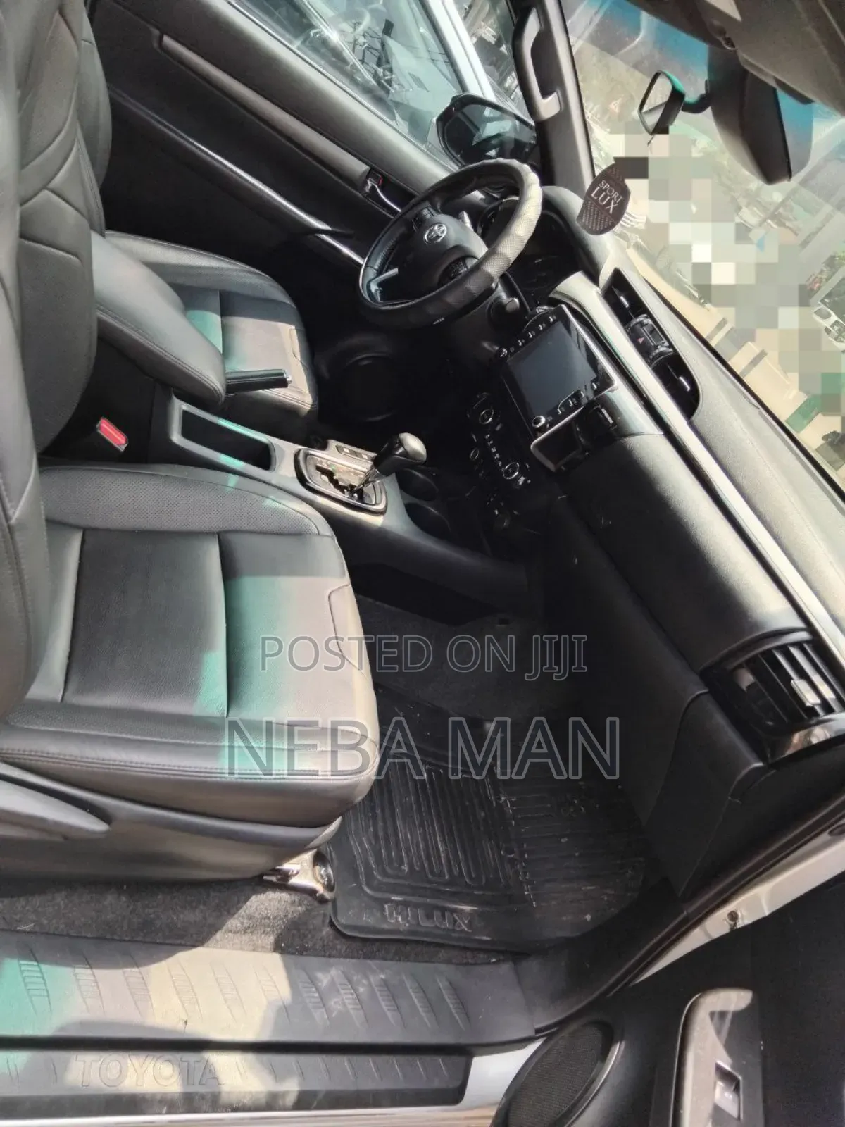Toyota Hilux 2021 Gray