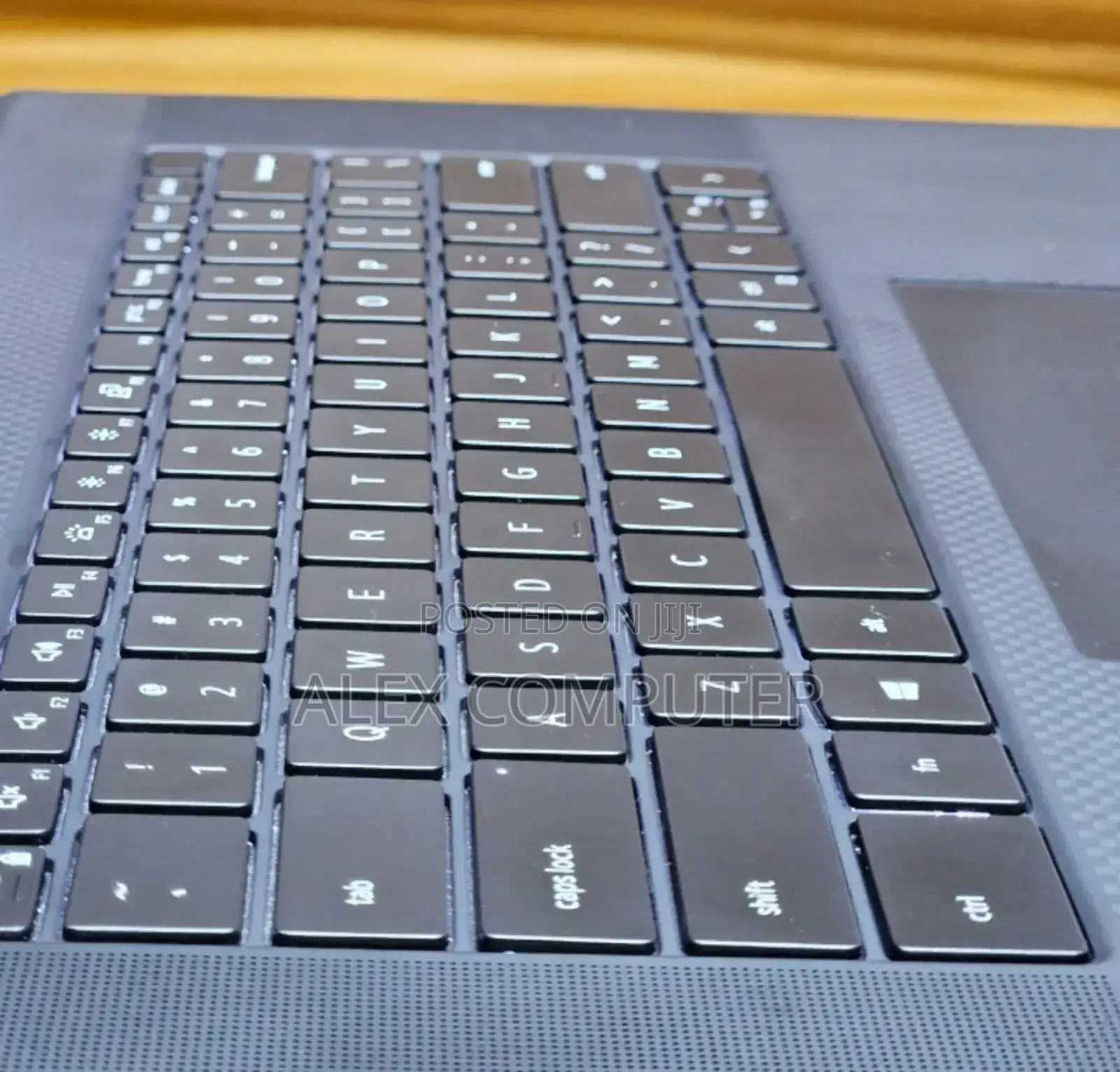 New Laptop Dell XPS 15 16GB Intel Core I7 SSD 1T